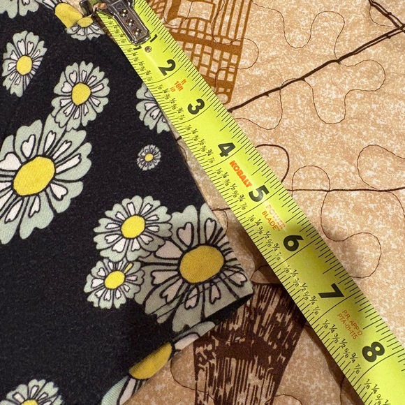 ModCloth daisy print faux wrap midi dress - Picture 13 of 14